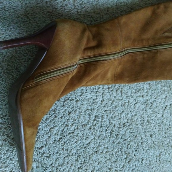 ALDO SUEDE KNEE HIGH BOOTS - Picture 6 of 9